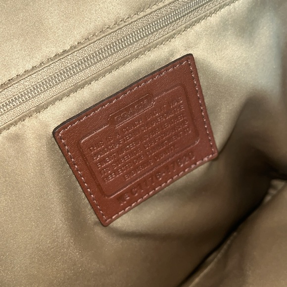 Like new Coach bag - In great condition. No rips, tears or stains. - Picture 3 of 5